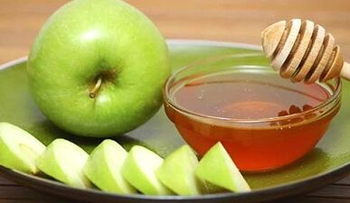 Mascarilla de manzana para rejuvenecer la piel del rostro.